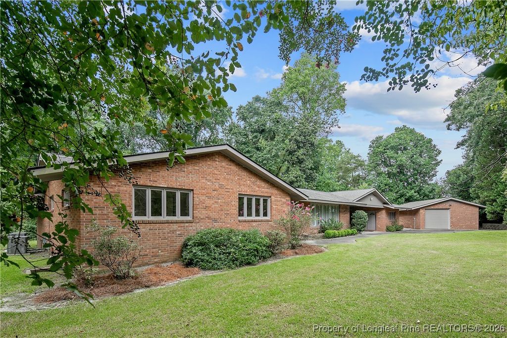 Photo of 3641 Farmbrook Road, Fayetteville, NC 28303 (MLS # 755147)