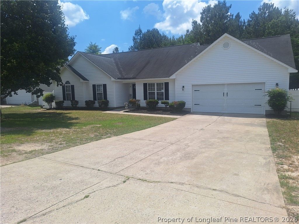 Photo of 3681 Pioneer Drive, Hope Mills, NC 28348 (MLS # 763148)