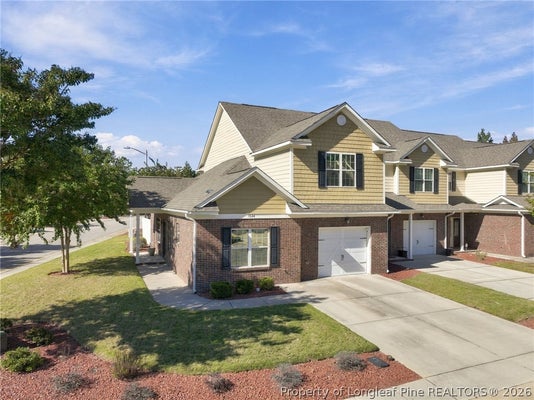 1124 BRAYBROOKE PL, FAYETTEVILLE, NC 28314 - Image 73d155febb52b49e6e72a827323114d2/1526292934