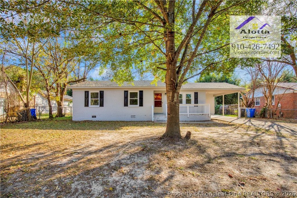 Photo of 6561 Stillwater Drive, Fayetteville, NC 28304 (MLS # 761937)