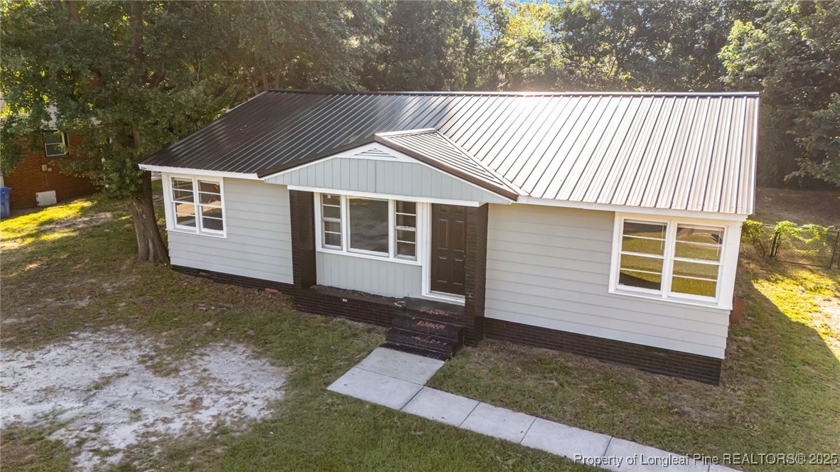 821 Sandalwood Drive