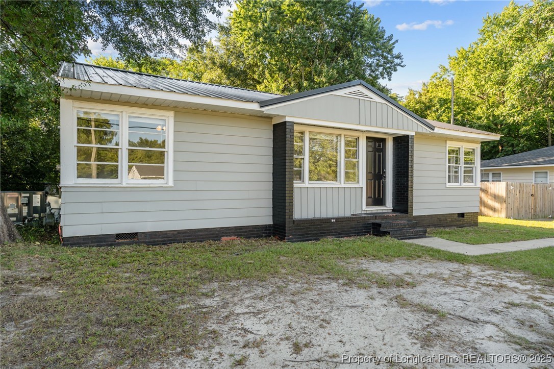 821 Sandalwood Drive