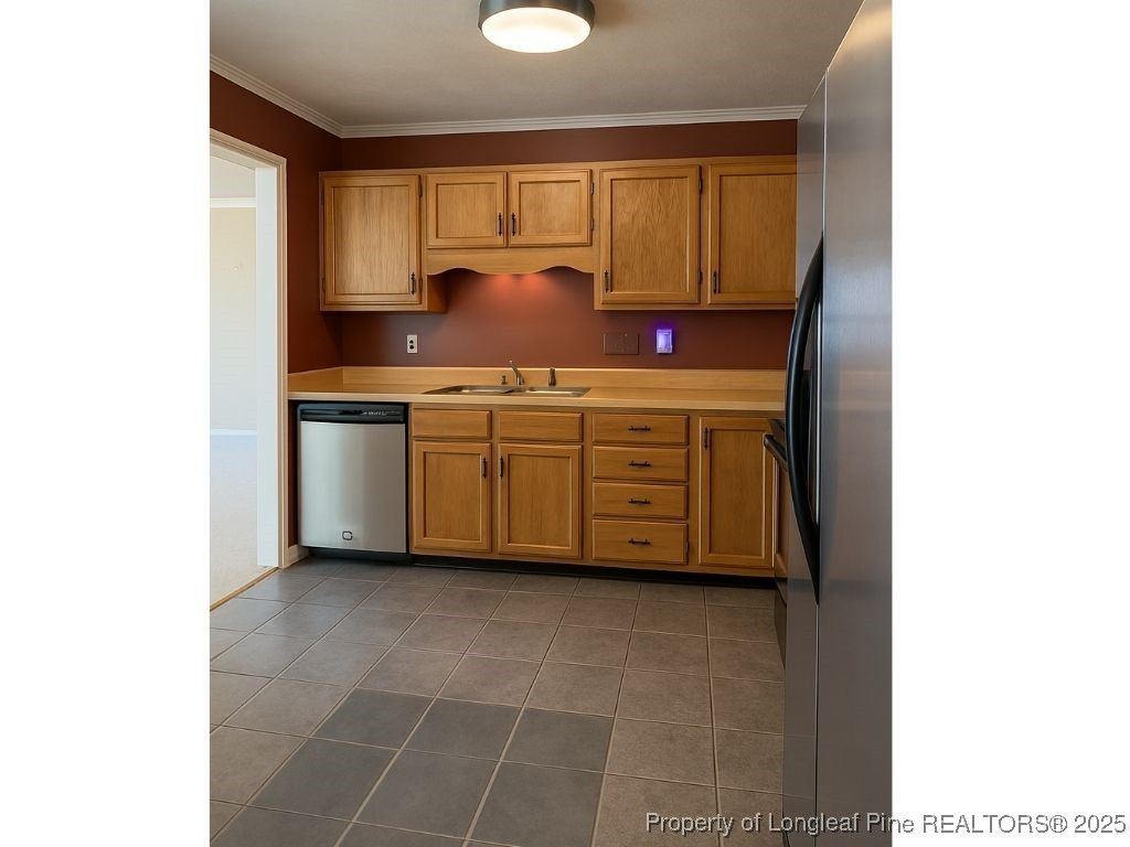 Photo of 504 Stone Way Court, Fayetteville, NC 28301 (MLS # 752160)