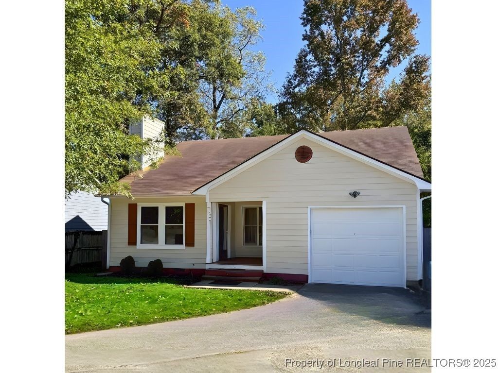 Photo of 504 Stone Way Court, Fayetteville, NC 28301 (MLS # 752160)