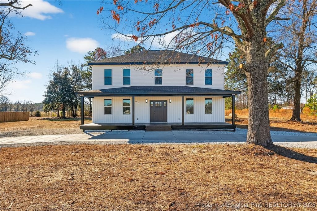 Photo of 105 School Street, Lumber Bridge, NC 28357 (MLS # 755644)