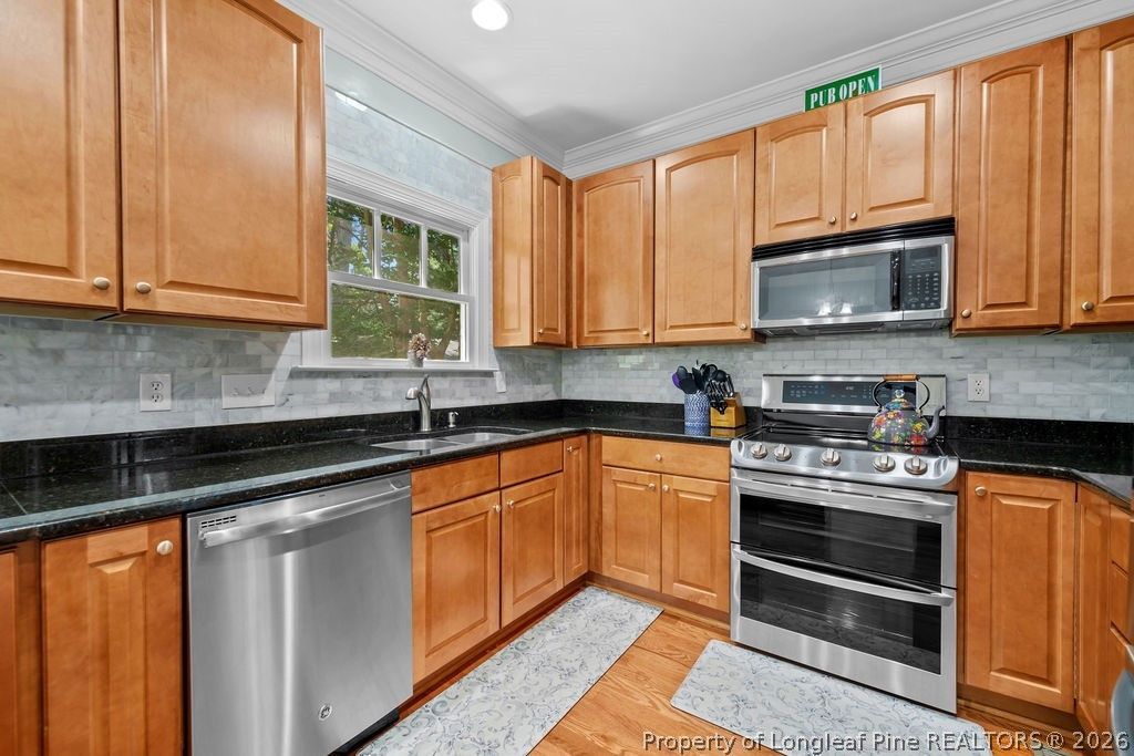 Photo of 1409 Grace View Place, Fayetteville, NC 28305 (MLS # 761112)