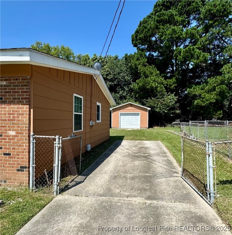 724 Glensford Drive