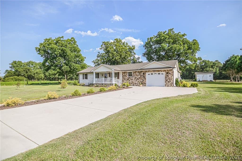 Photo of 369 Naylor School Road, Roseboro, NC 28382 (MLS # 766931)