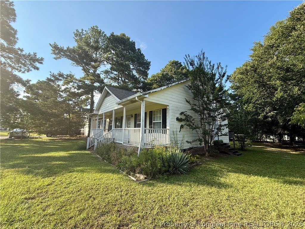 Photo of 518 S Main Street, Broadway, NC 27505 (MLS # 768242)