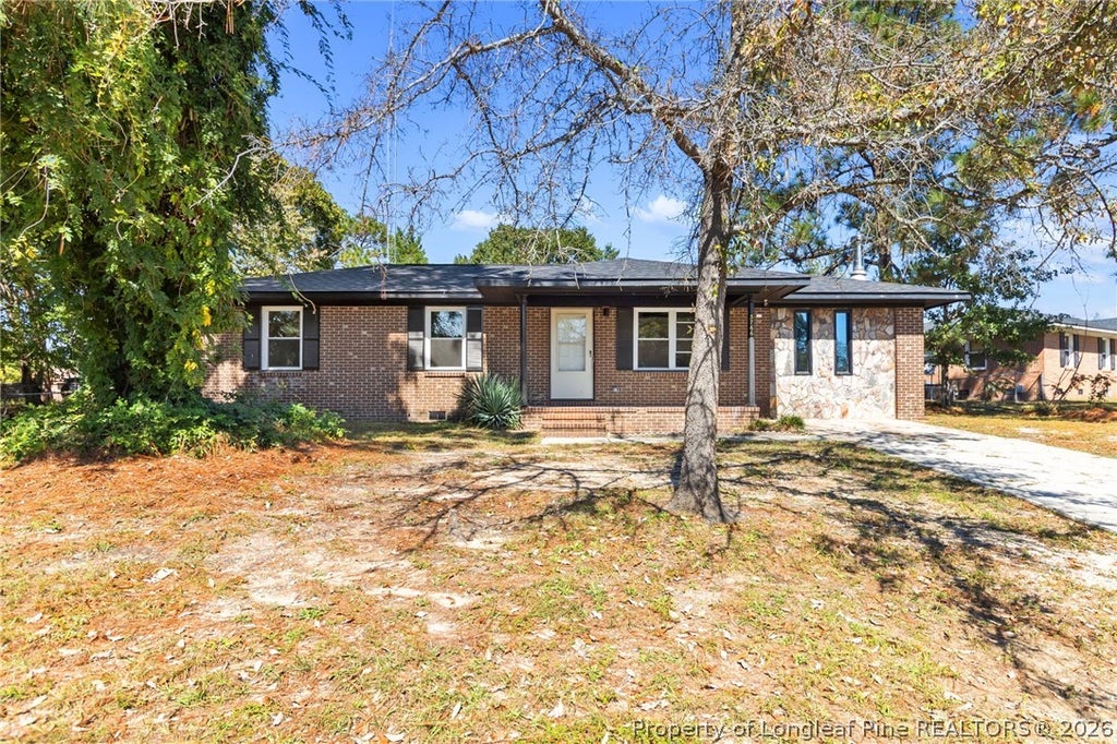 Photo of 3766 Colonial Cove, Hope Mills, NC 28348 (MLS # 770961)
