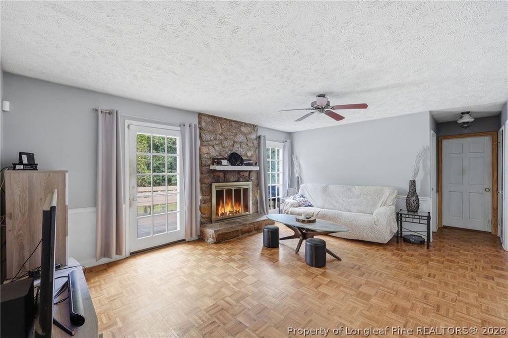 Photo of 2337 Rolling Hill Road, Fayetteville, NC 28304 (MLS # 763849)