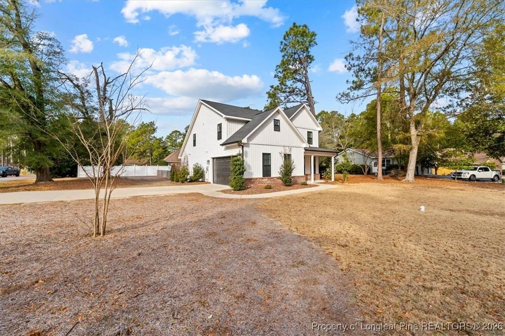 Photo of 105 Tamarisk Lane, Pinehurst, NC 28374 (MLS # 756894)