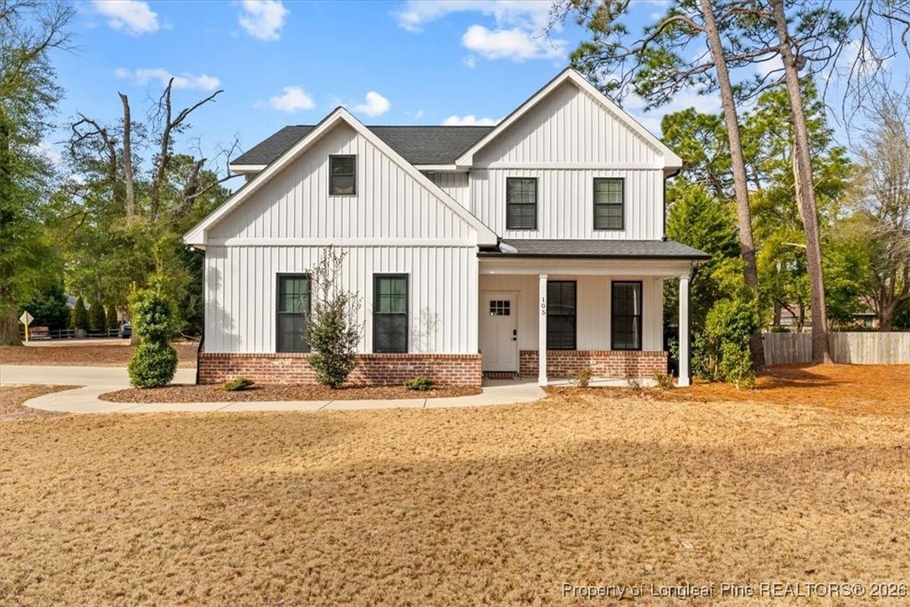 Photo of 105 Tamarisk Lane, Pinehurst, NC 28374 (MLS # 756894)