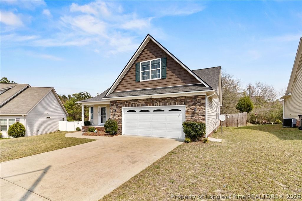 Photo of 2109 Feathercombe Court, Fayetteville, NC 28306 (MLS # 759411)