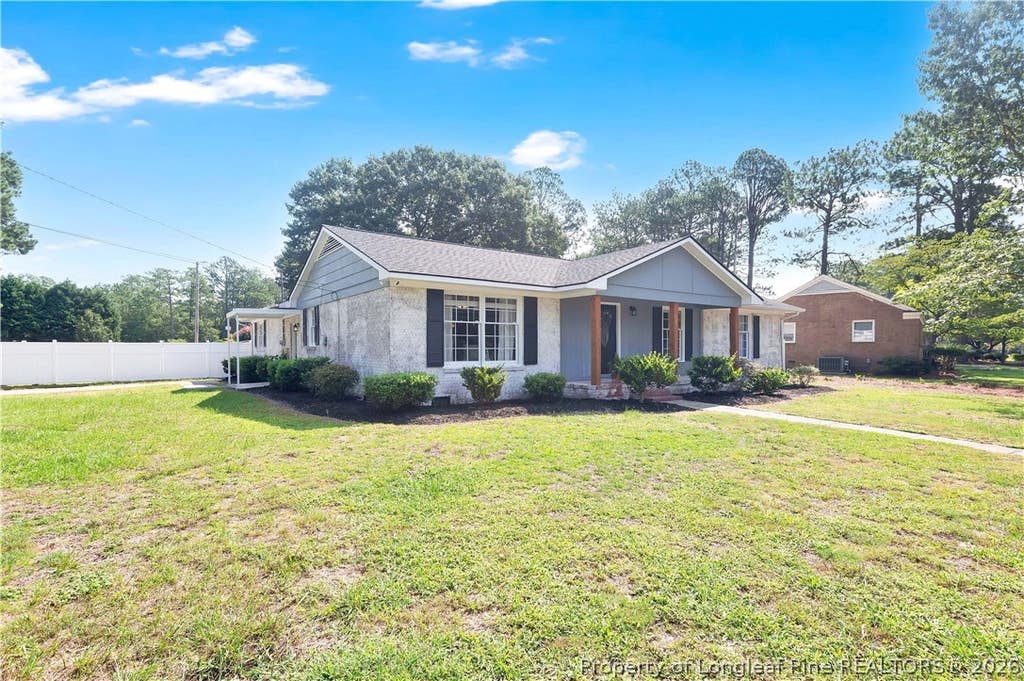 Photo of 303 Ontra Drive, Fayetteville, NC 28311 (MLS # 768153)