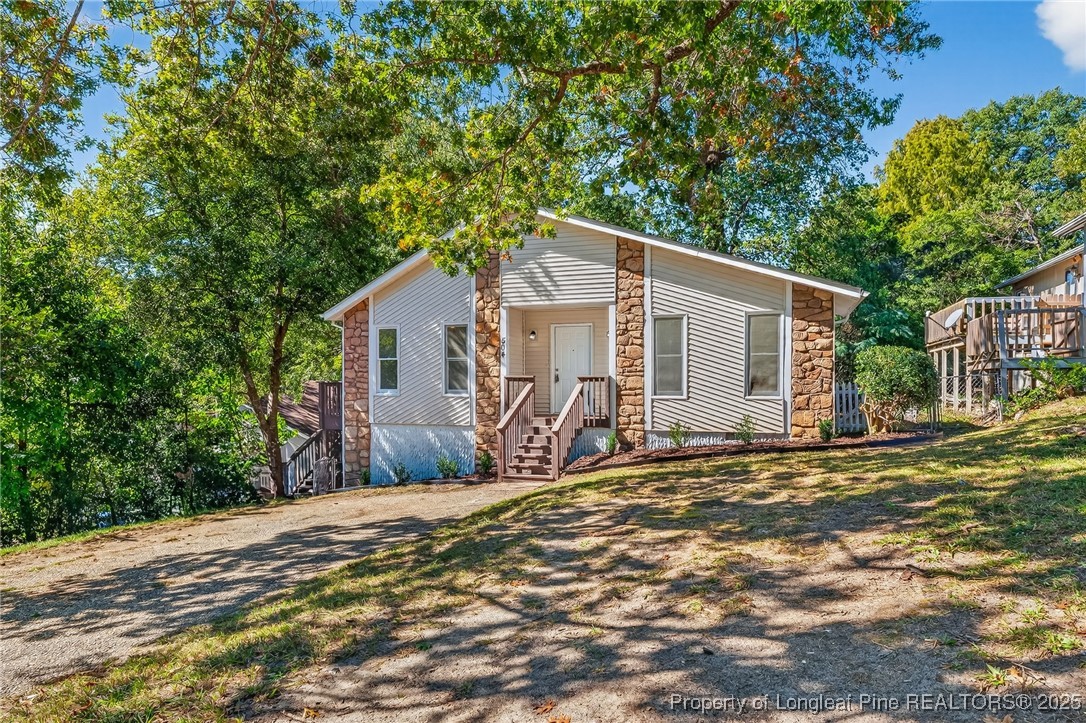 504 Singletary Place