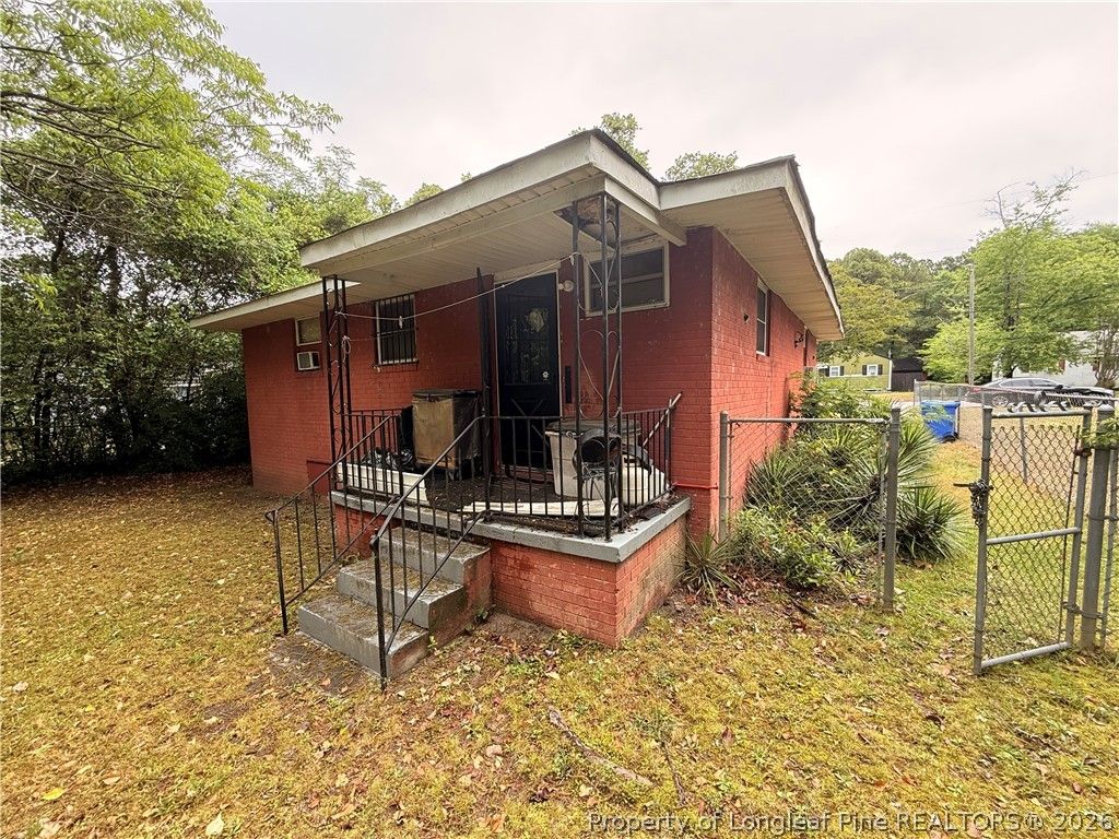 Photo of 2023 Newark Avenue, Fayetteville, NC 28301 (MLS # 761955)