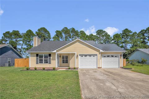 Photo of 806 S Buckeye Drive, Raeford, NC 28376 (MLS # 768307)