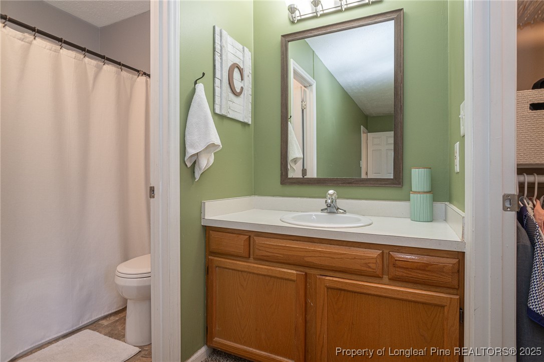 Fayetteville, North Carolina 28314, United States, 3 Bedrooms Bedrooms, ,2 BathroomsBathrooms,Residential,Pending,156428