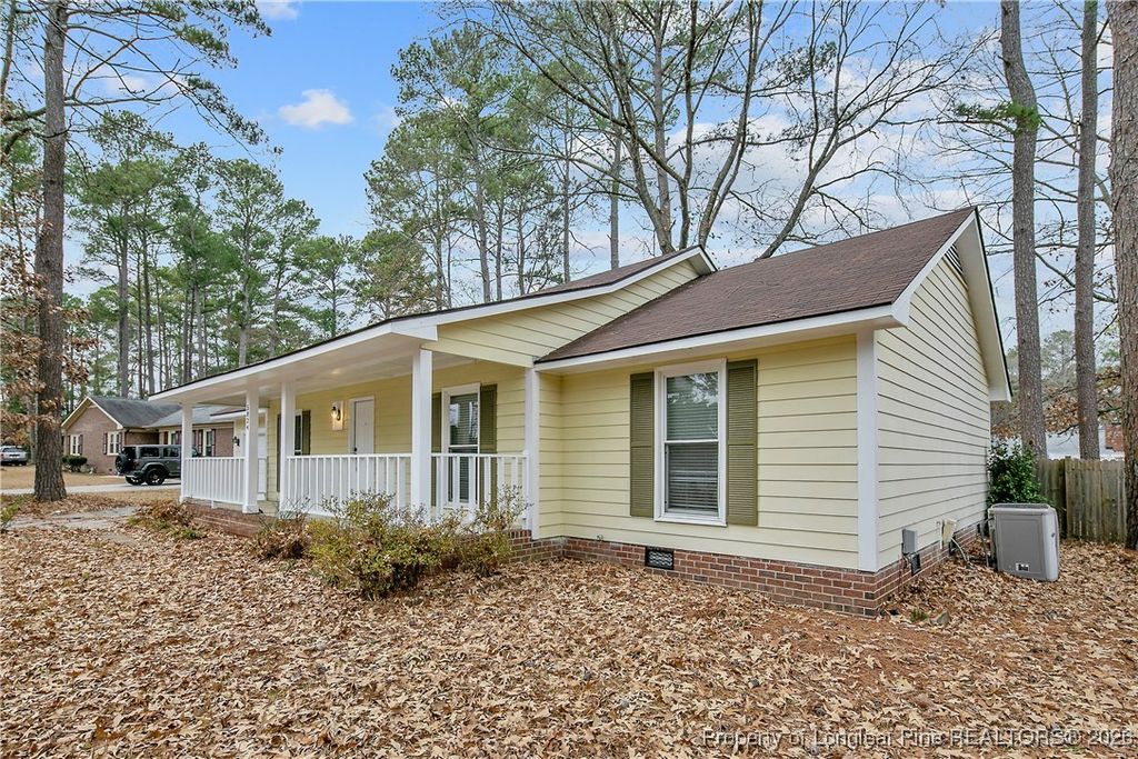 Photo of 5824 Tuckertown Lane, Fayetteville, NC 28314 (MLS # 755143)