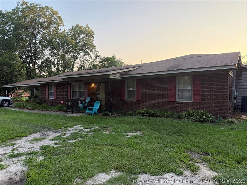 Photo of 903 S JOHNSON ST, Mount Olive, NC 28365 (MLS # 767121)