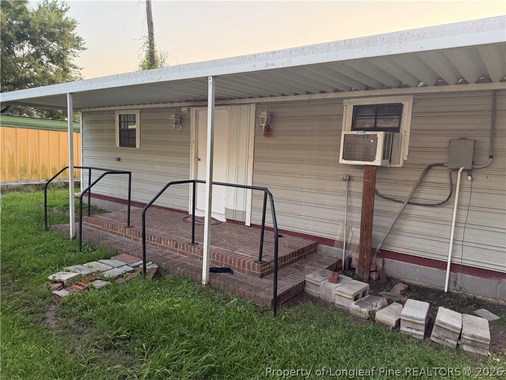 Photo of 903 S JOHNSON ST, Mount Olive, NC 28365 (MLS # 767121)