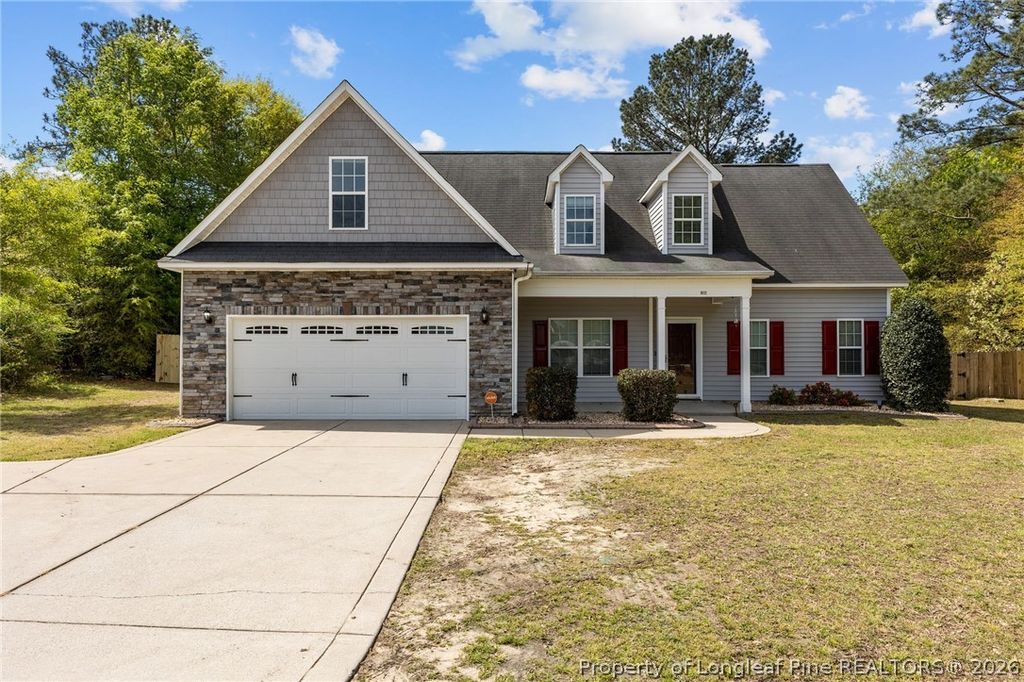 Photo of 1832 Sand Hill Road, Hope Mills, NC 28348 (MLS # 760478)