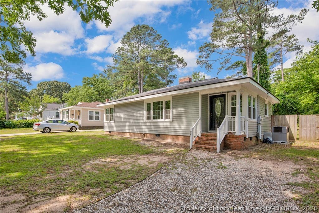 Photo of 1001 Ivy Road, Fayetteville, NC 28303 (MLS # 767172)