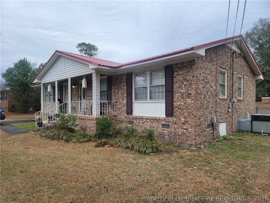 Photo of 2523 BELAIRE Street, Fayetteville, NC 28306 (MLS # 757757)