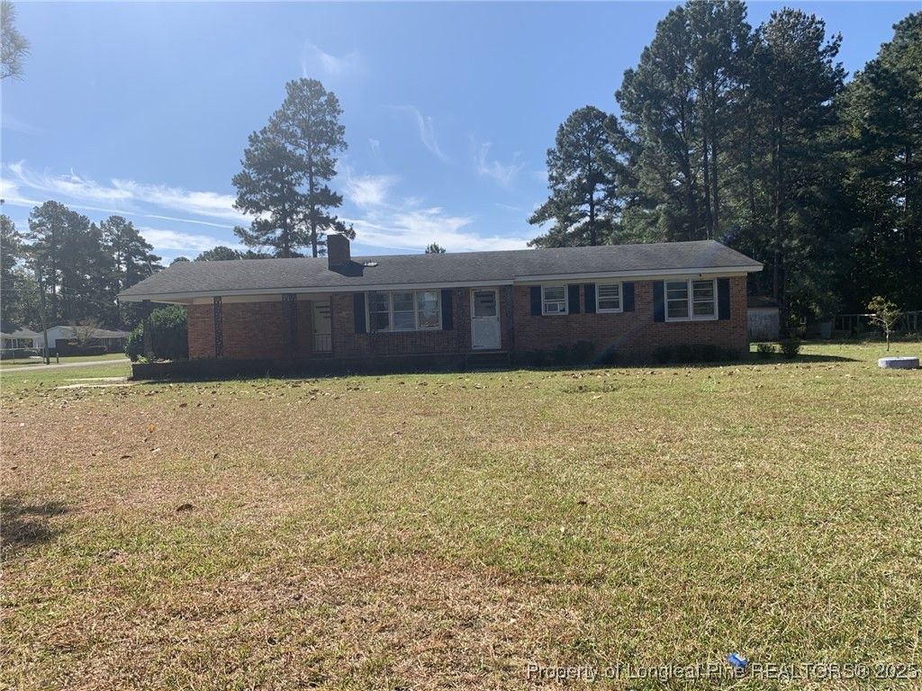 Photo of 564 Bollinger Avenue, Lumberton, NC 28360 (MLS # 752271)