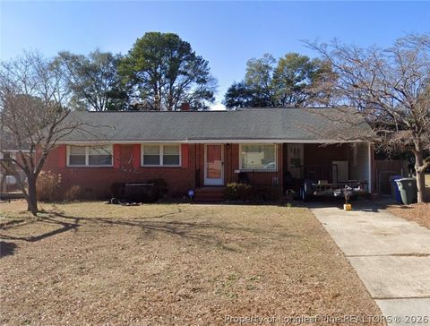Photo of 304 Durant Drive, Fayetteville, NC 28304 (MLS # 760821)