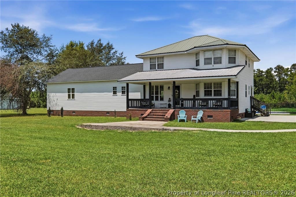 Photo of 41 Lenors Drive, Lumberton, NC 28360 (MLS # 766501)