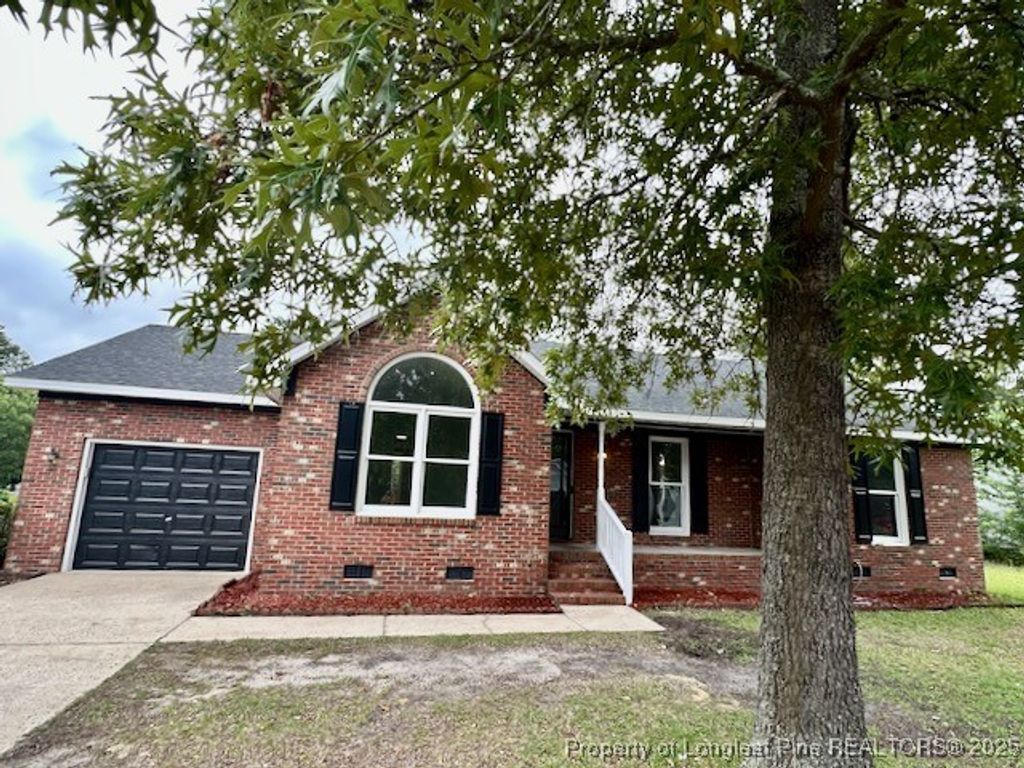 Photo of 162 E Twelve Oaks Road, Raeford, NC 28376 (MLS # 745260)