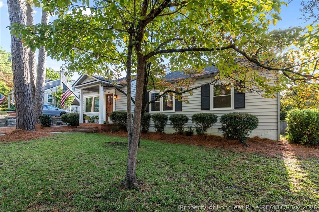 Photo of 1425 Pine Valley Loop, Fayetteville, NC 28305 (MLS # 757704)