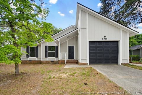 Photo of 2109 Lakeridge Drive, Fayetteville, NC 28304 (MLS # 762590)