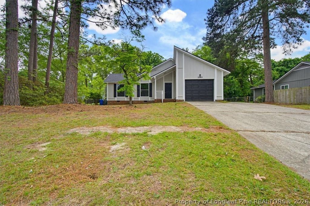 Photo of 2109 Lakeridge Drive, Fayetteville, NC 28304 (MLS # 762590)