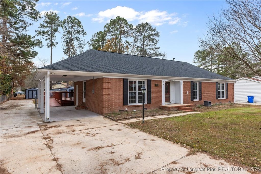 Photo of 335 McFadyen Drive, Fayetteville, NC 28314 (MLS # 754433)