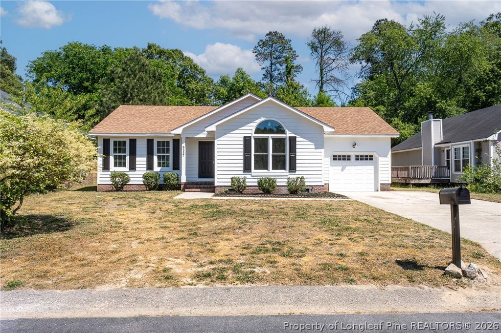 Photo of 6337 Rhemish Drive, Fayetteville, NC 28304 (MLS # 761100)