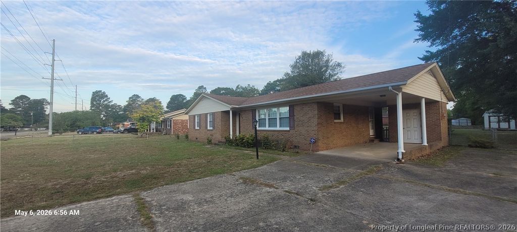 Photo of 952 Kaywood Dr Kaywood Drive, Fayetteville, NC 28311 (MLS # 762188)