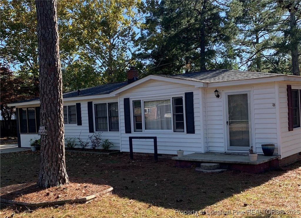 Photo of 5638 Franklin Street, Hope Mills, NC 28348 (MLS # 752803)