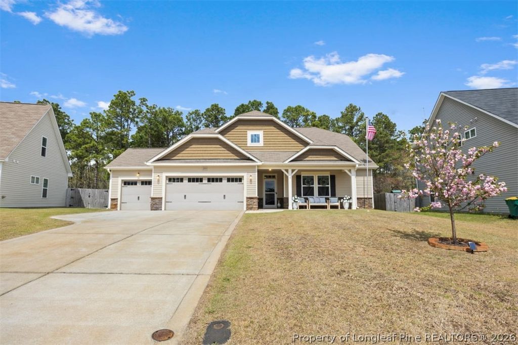 Photo of 2252 Andalusian Drive, Hope Mills, NC 28348 (MLS # 760837)