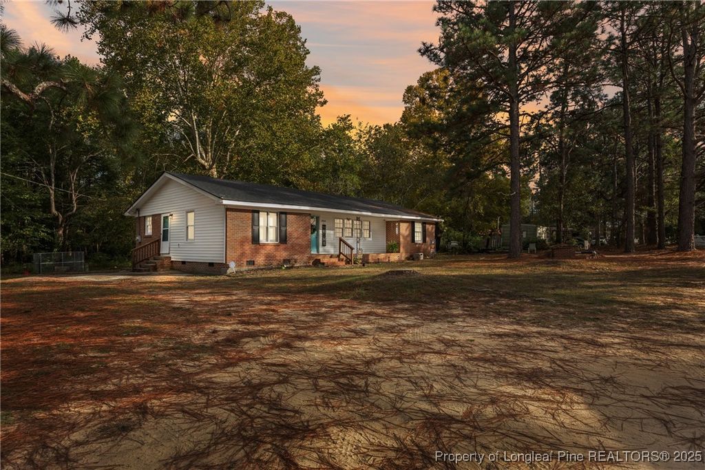Photo of 29844 N Turnpike Road, Wagram, NC 28396 (MLS # 751684)