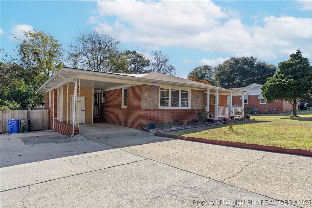 Photo of 1115 Faison Avenue, Fayetteville, NC 28304 (MLS # 753322)
