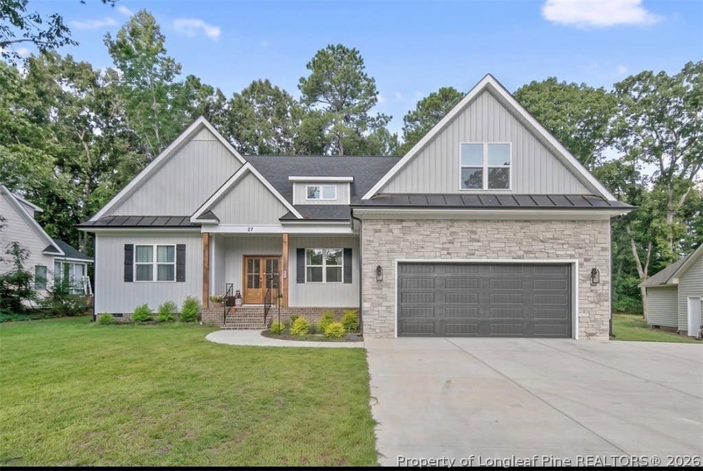 Photo of 27 Lookout Point, Sanford, NC 27332 (MLS # 768247)