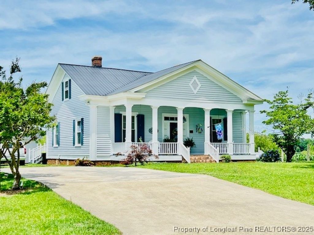 Photo of 45 HB Lewis Road, Clinton, NC 28328 (MLS # 750637)