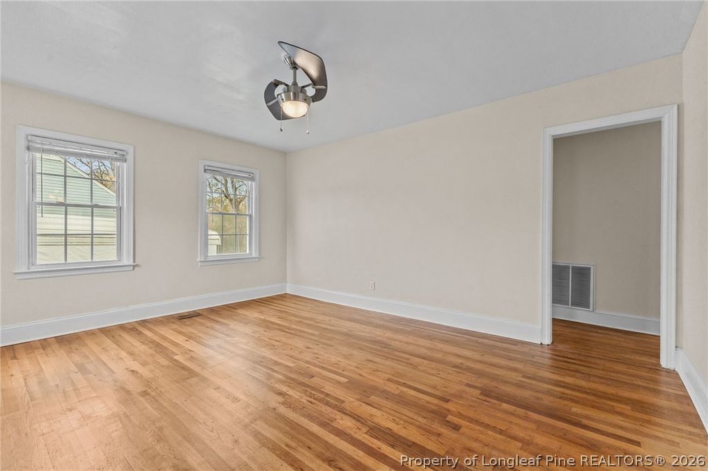 Photo of 941 Chester Circle, Fayetteville, NC 28303 (MLS # 758265)