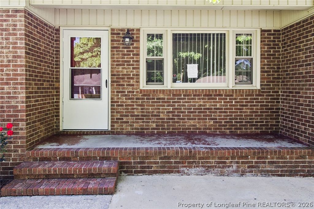 Photo of 714 Bronco Lane, Fayetteville, NC 28303 (MLS # 762622)