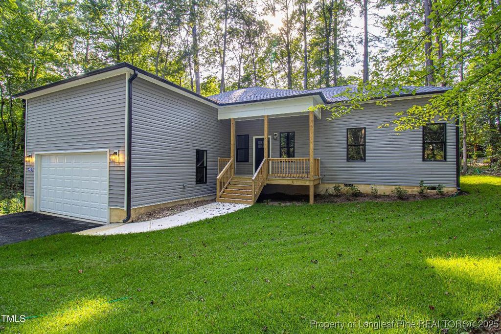 Photo of 725 Piccadilly Courts, Sanford, NC 27332 (MLS # 753252)