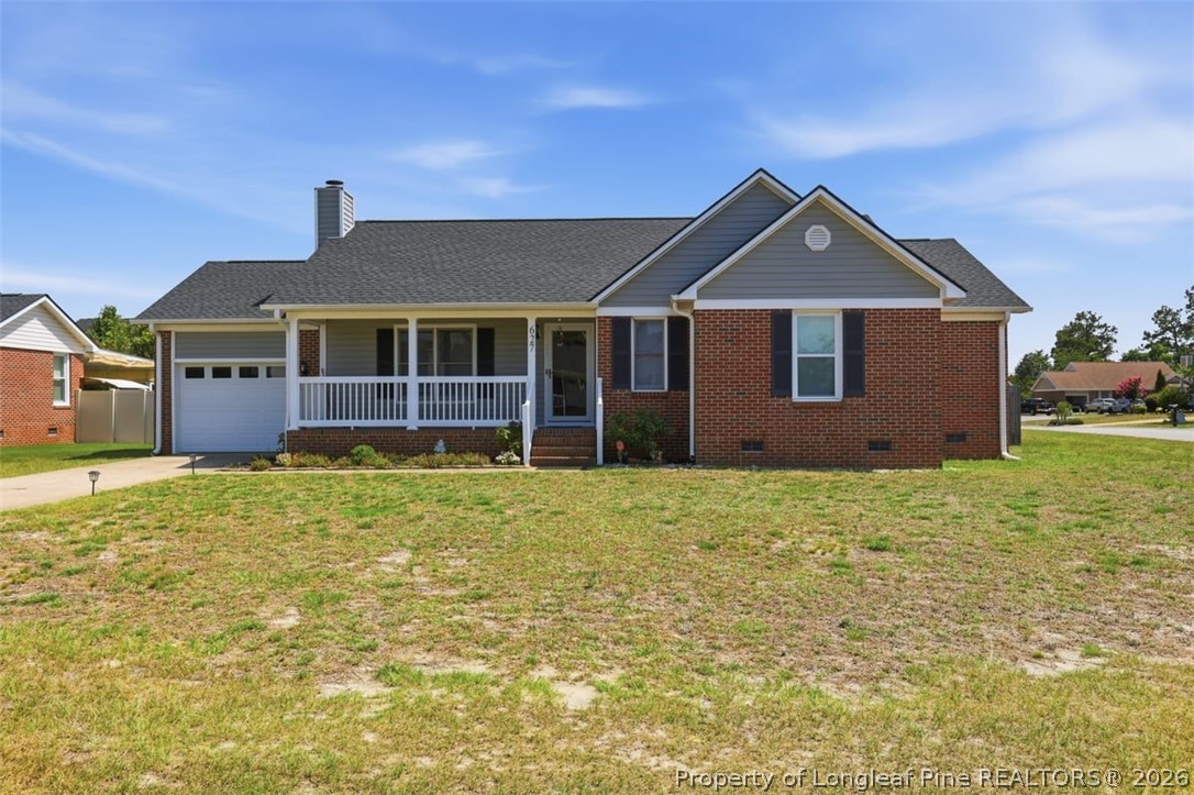 Photo 1 of 26 — 627 Sunnybrook Drive, Hope Mills, NC 28348