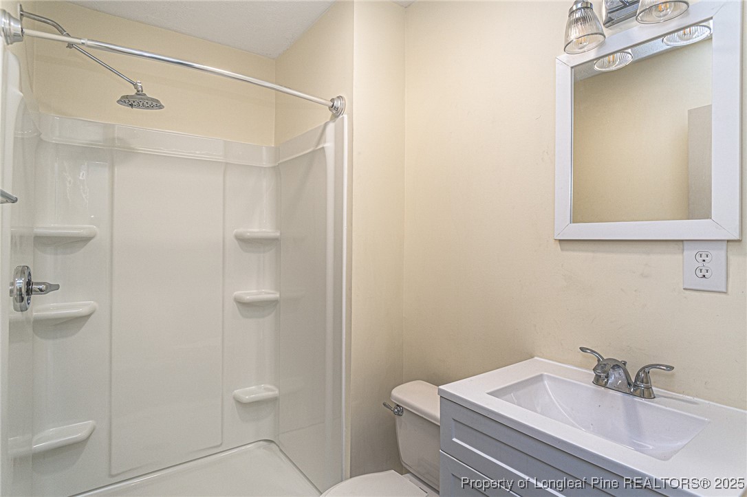 Fayetteville, North Carolina 28304, United States, 3 Bedrooms Bedrooms, ,2 BathroomsBathrooms,Residential,Active,98157